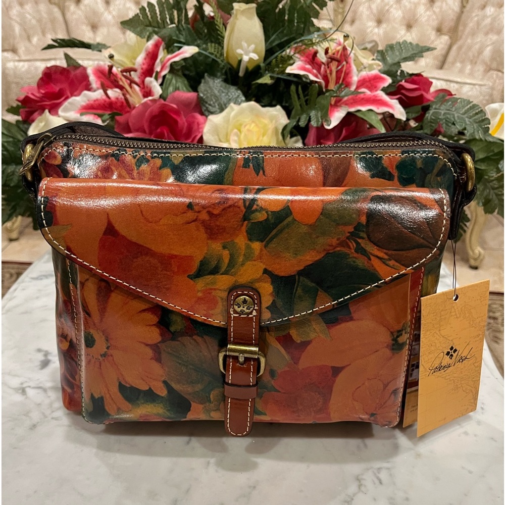 Patricia Nash Avelino Crossbody purse. - Picture 5 of 14